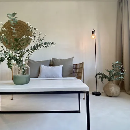 Edville Апартаменти