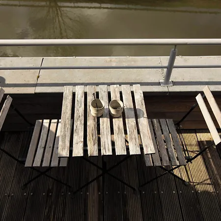 Edville Riverside *