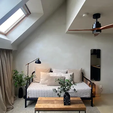 Edville Apartment